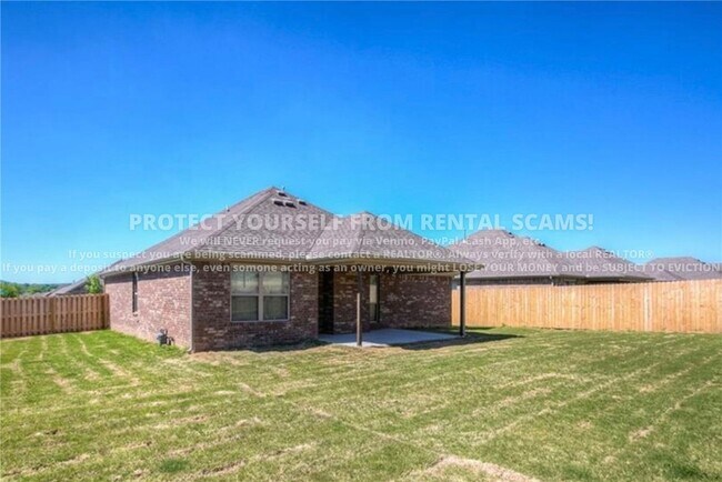 Building Photo - 2852 W Millstone Dr