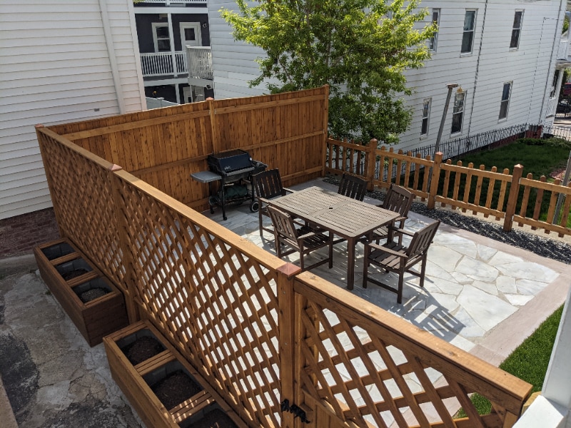 Building Photo - 90 Glenwood Rd