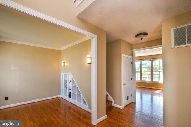 Building Photo - 109 Kabardin Ct