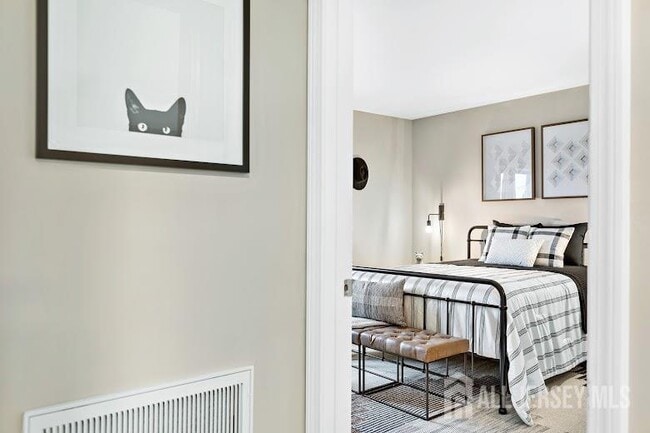 Building Photo - 1000 Pheasant Hollow Dr