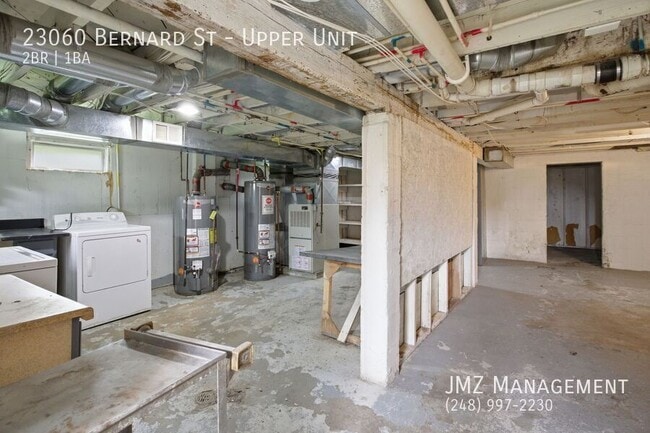 Building Photo - 23060 Bernard St