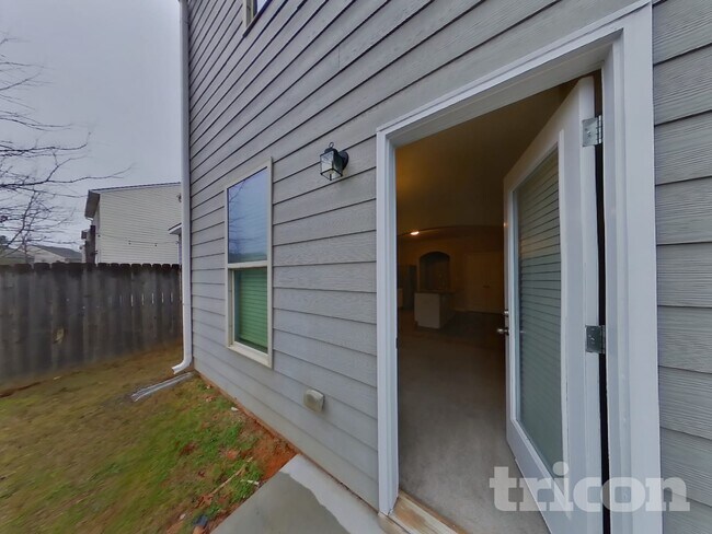 Building Photo - 174 Southwind Cir