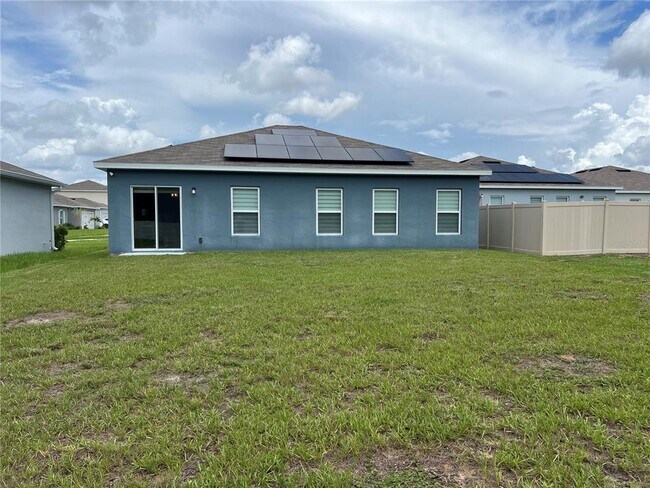 Building Photo - 1052 Kobuk St
