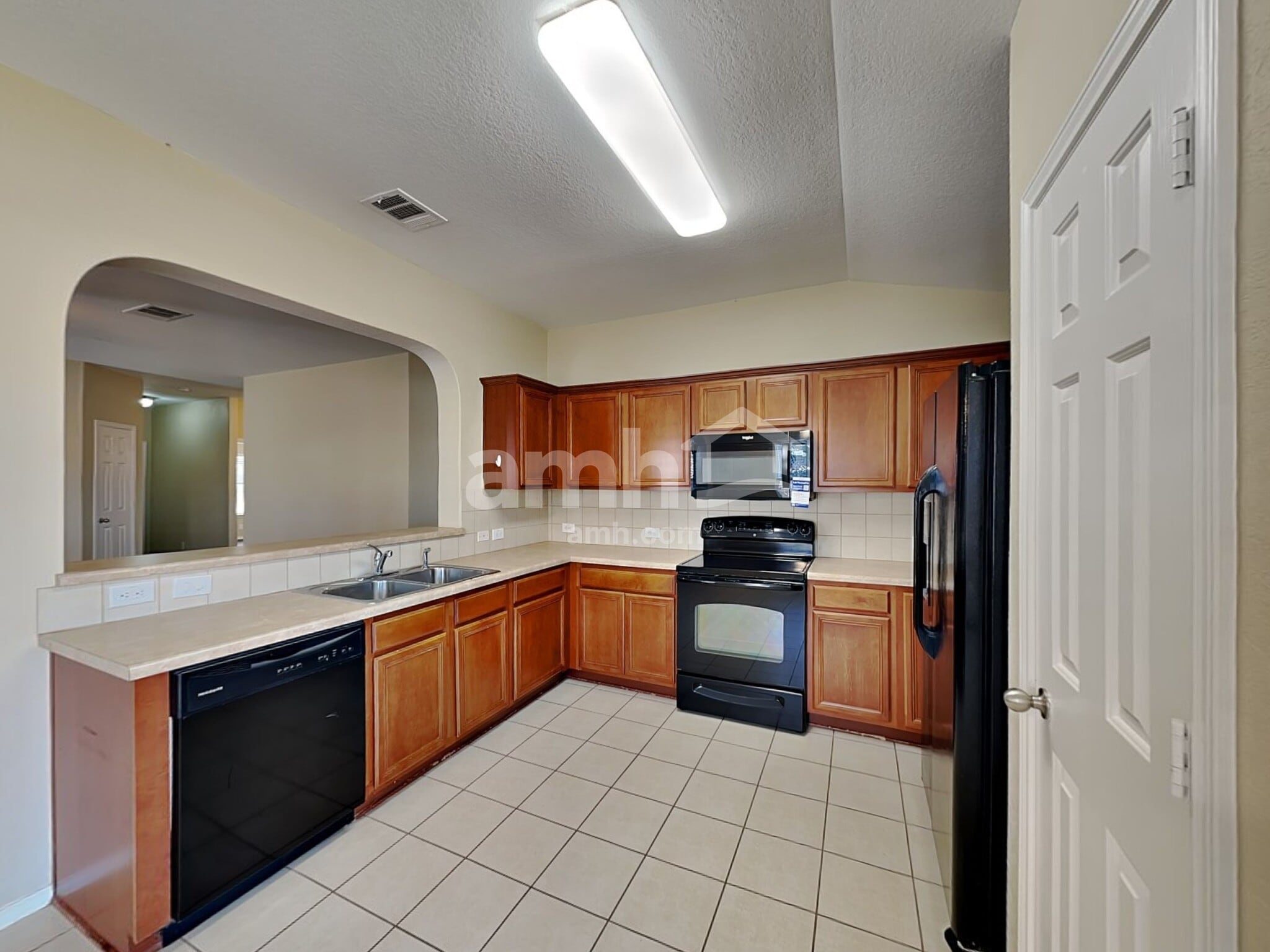 Building Photo - 631 Tom Kemp Dr