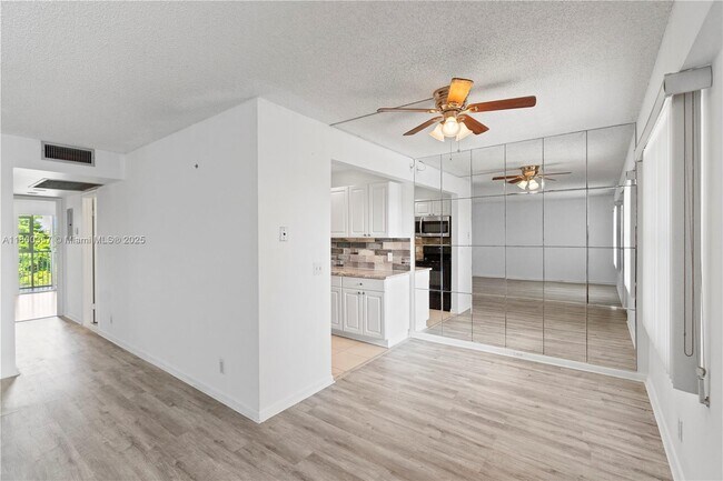Building Photo - 300 SW 134th Way