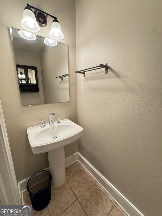 Building Photo - 285 Centennial Olympic Park Dr NW