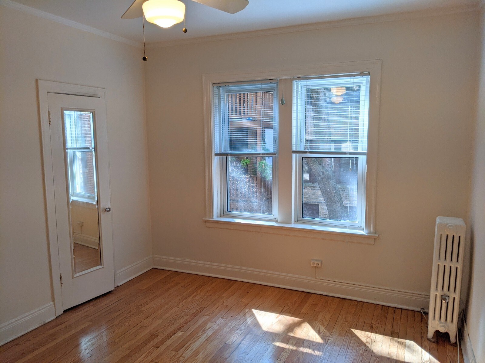 Building Photo - 1135 Maple Ave