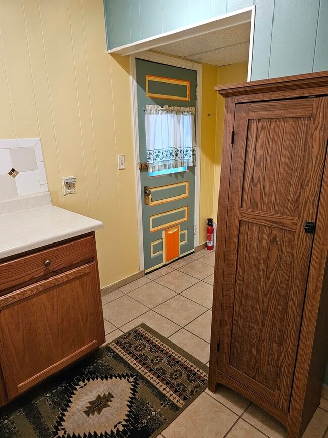 Building Photo - One Bed One Bath House