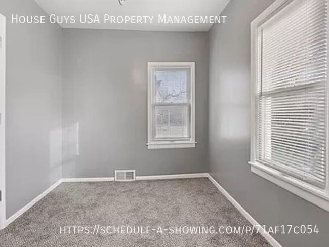 Building Photo - 513 Montgall Ave