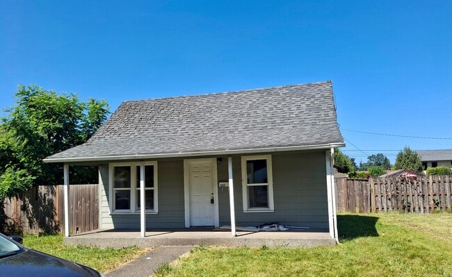Primary Photo - STATUS: NO SHOW-|R93F | $1395