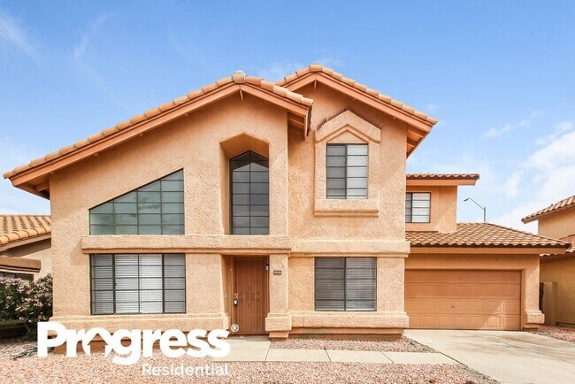 Building Photo - 4546 E Villa Theresa Dr