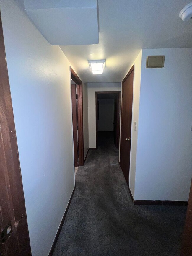 Building Photo - 4277 S 4th St