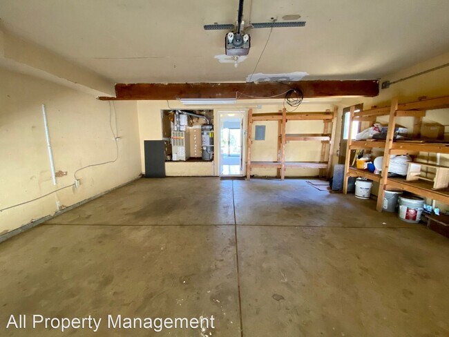 Building Photo - 4 br, 2.5 bath House - 2025 Sea Cliff