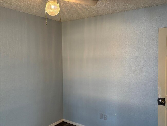 Building Photo - 12229 Mosley Ln