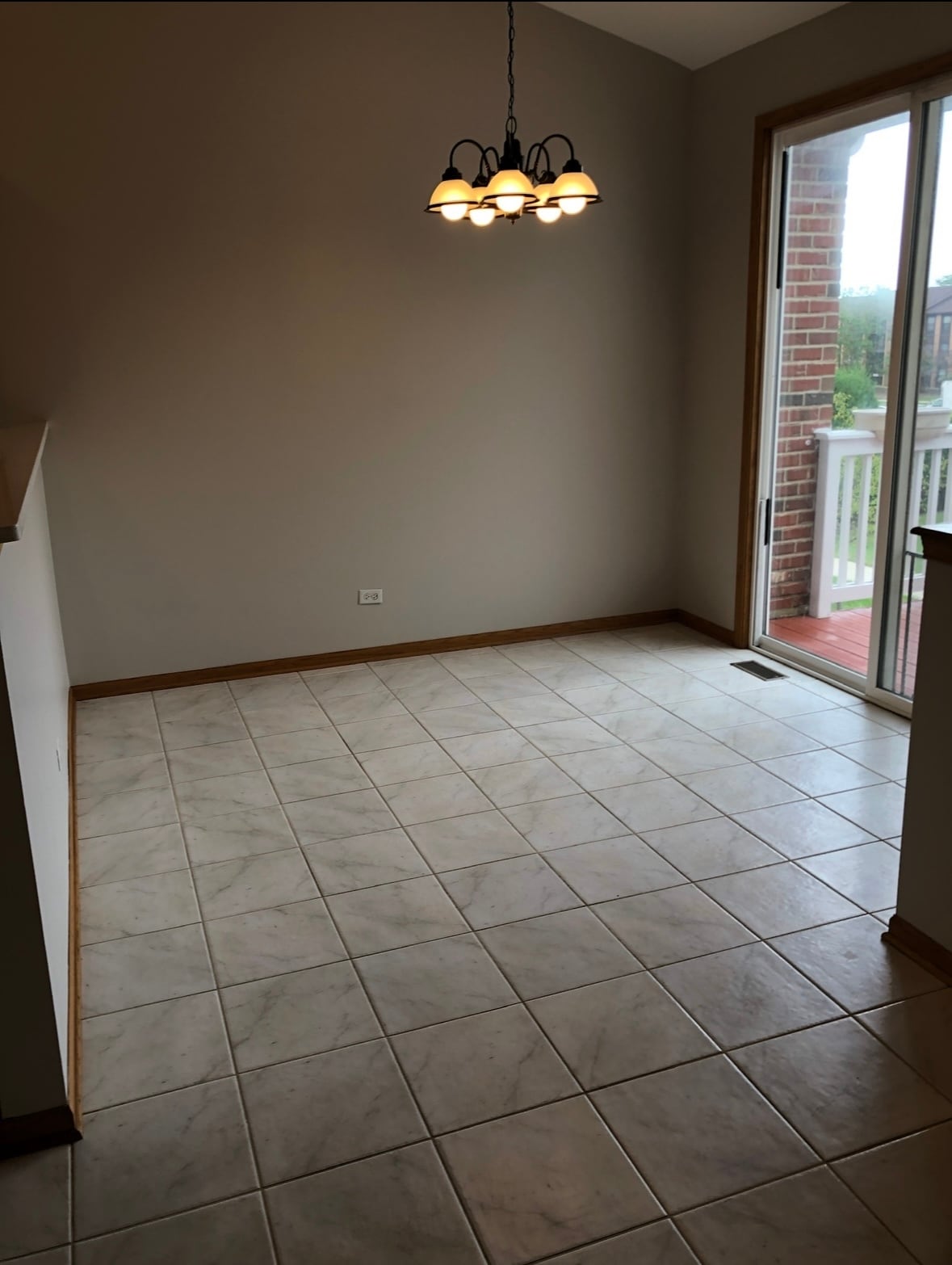 Kitchen nook - 9406 Huber Ct