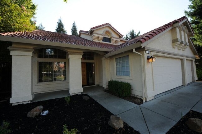 Primary Photo - 1168 Beelard Dr