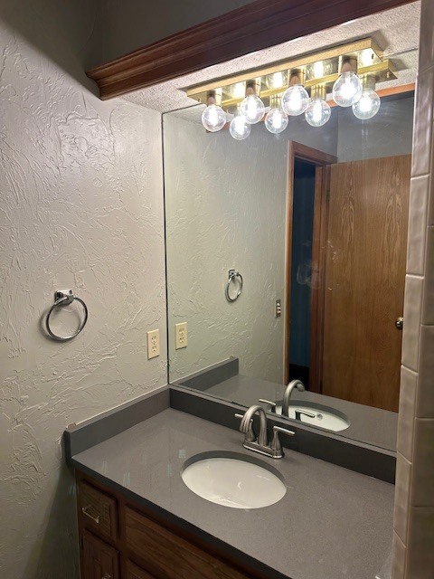 Building Photo - 9900 Rockwell Terrace