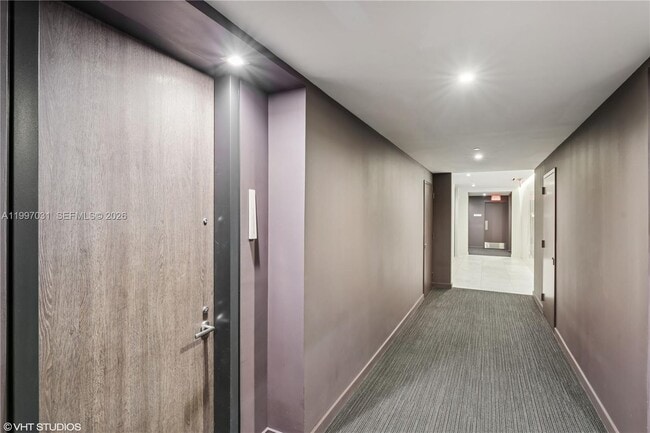 Building Photo - 88 SW 7th St