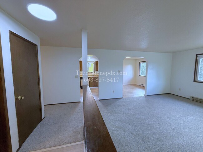 Building Photo - MFP-00108