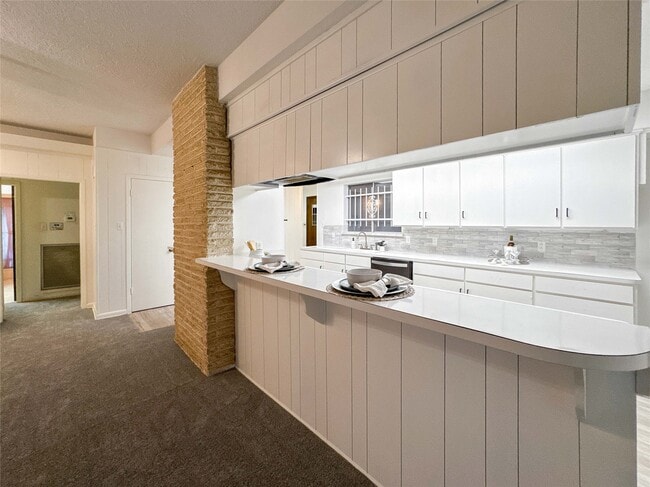 Building Photo - 5126 Berry Creek Dr