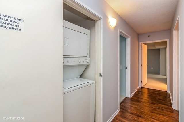 Building Photo - 9715 Woods Dr