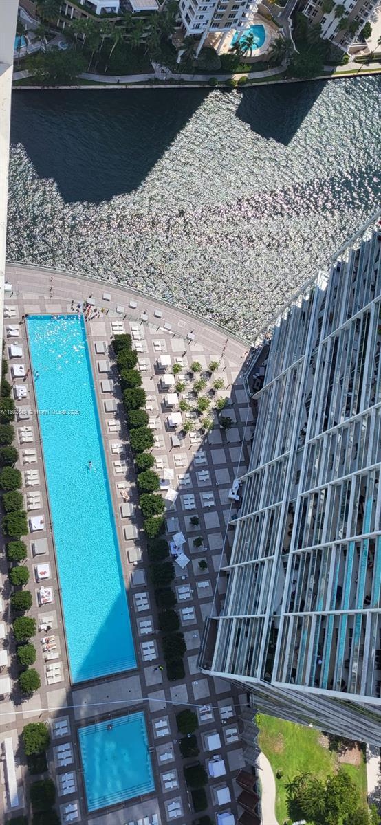 Building Photo - 475 Brickell Ave