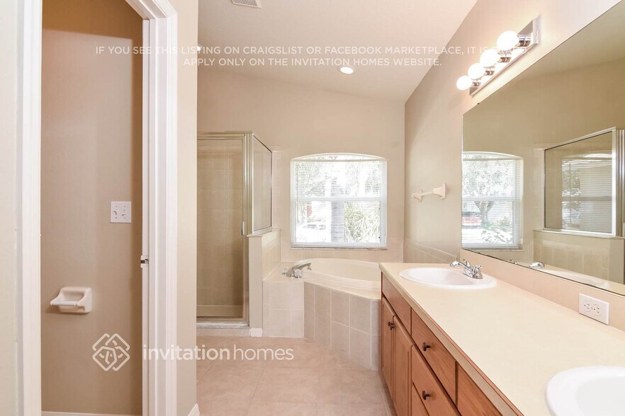 Building Photo - 2614 Brookville Dr