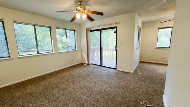 Building Photo - 1315 Airport Dr