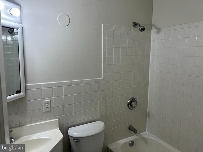 Building Photo - 3140 Cofer Rd
