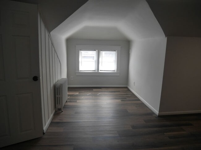 Building Photo - 2905 Echodale Ave