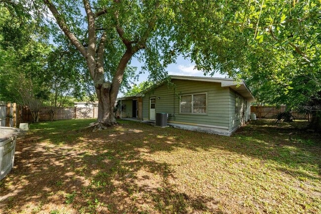 Building Photo - 14644 SW 35th Terrace Rd