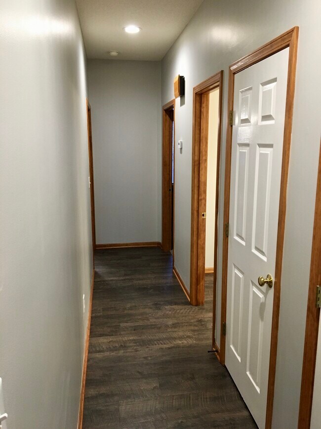 Building Photo - 23512 W 73rd St