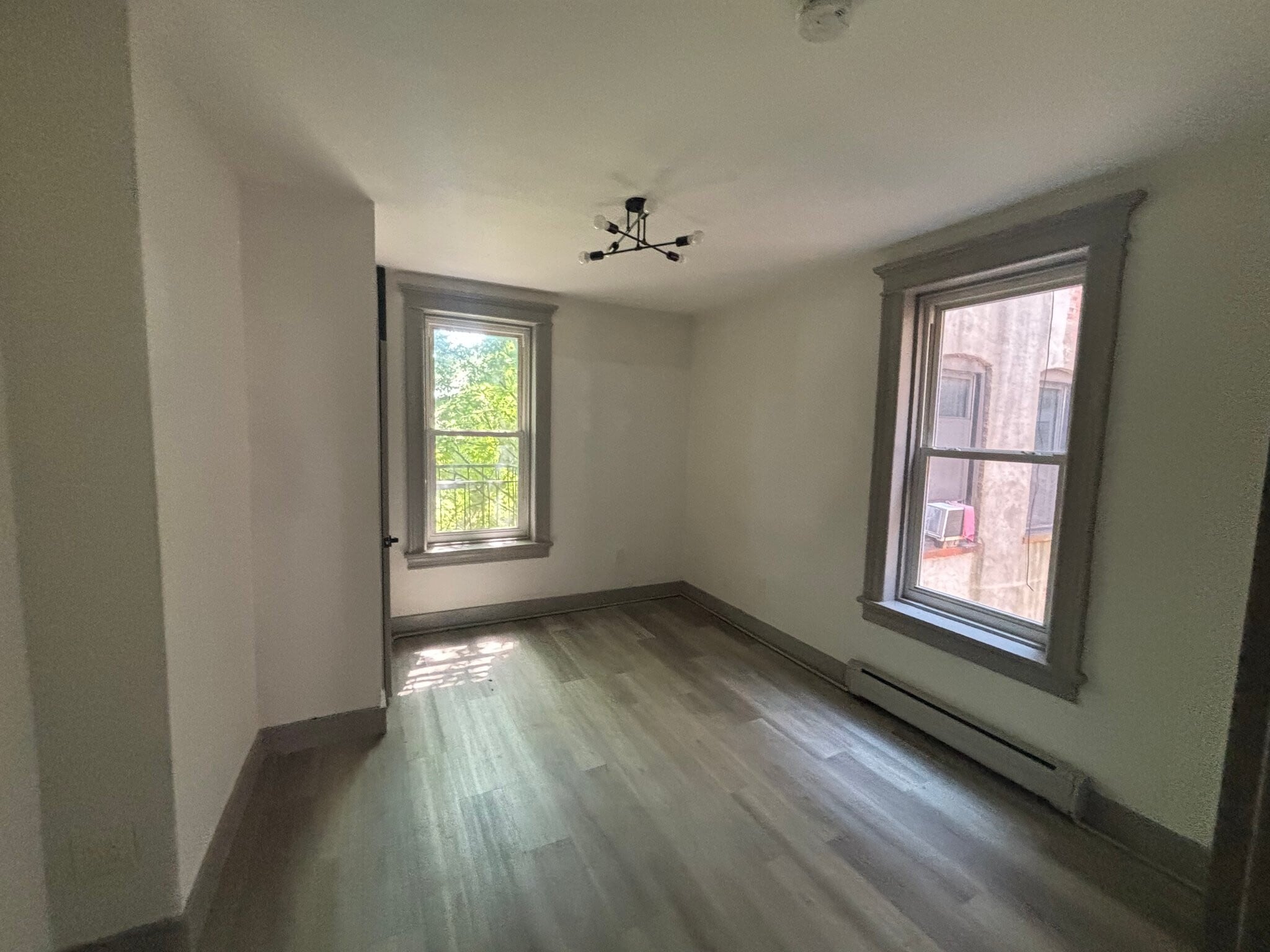 Building Photo - 83 Bostwick Ave