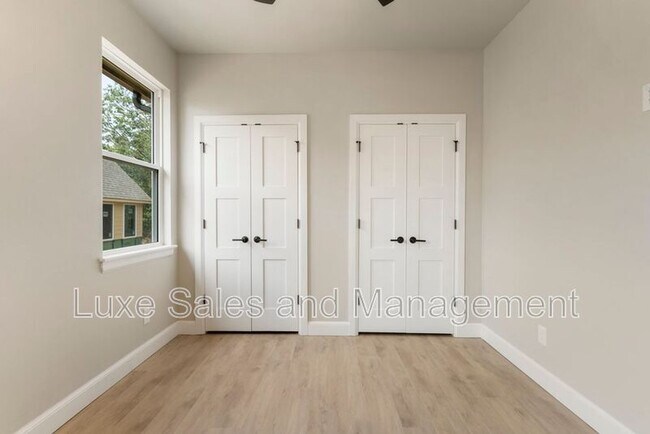 Building Photo - 4136 Abbey Pk Dr