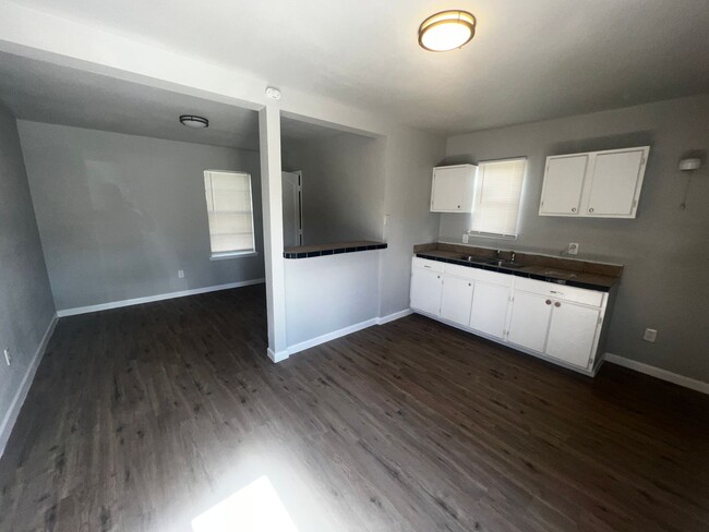 Building Photo - 4319 Carroll Ln