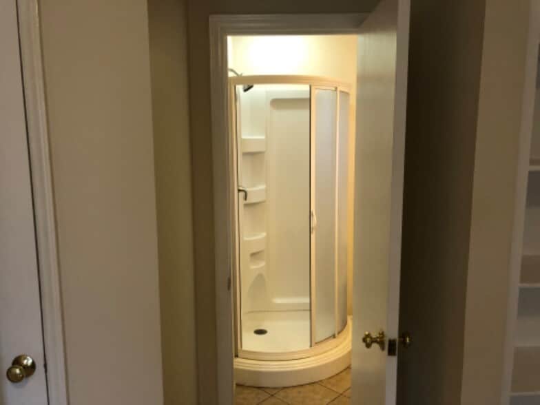 Building Photo - 6714 Woodwedge Dr