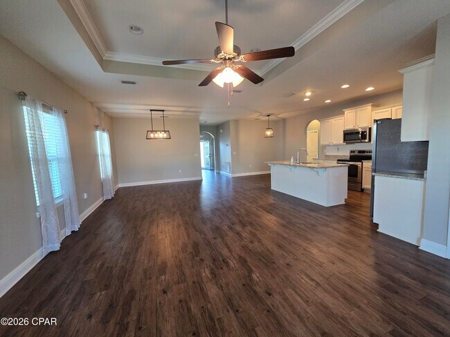 Building Photo - 108 Redfish Way