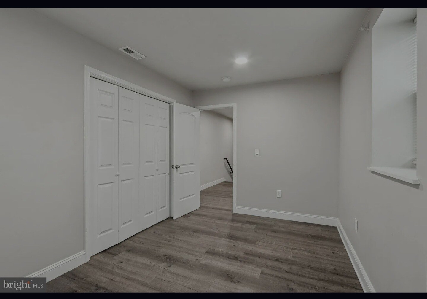 Building Photo - 5425 Ridgewood St