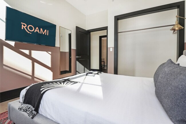 Building Photo - 1148 S Peters St