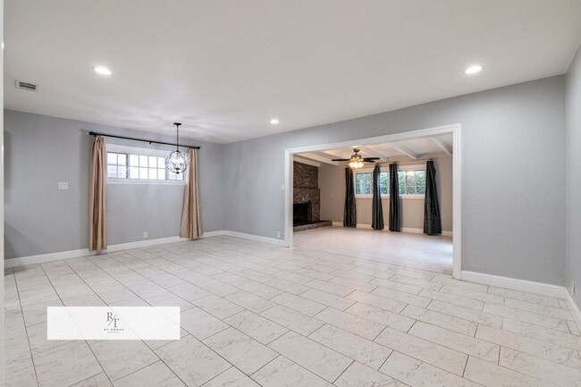 Building Photo - Bright & Spacious Single-Story 4-Bedroom Home in La Mirada – Open Layout