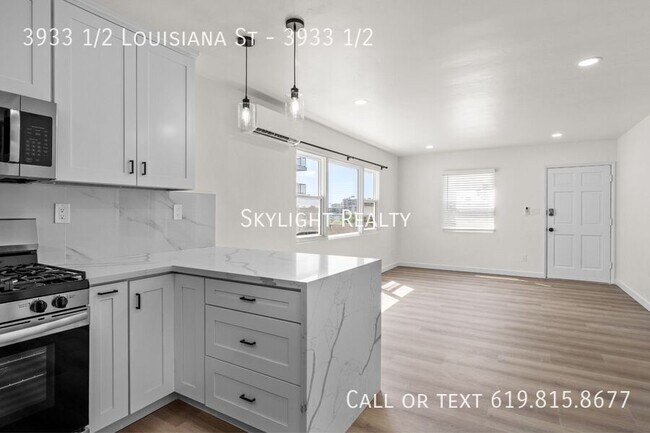 Building Photo - 3933 1/2 Louisiana St-3933 1/2