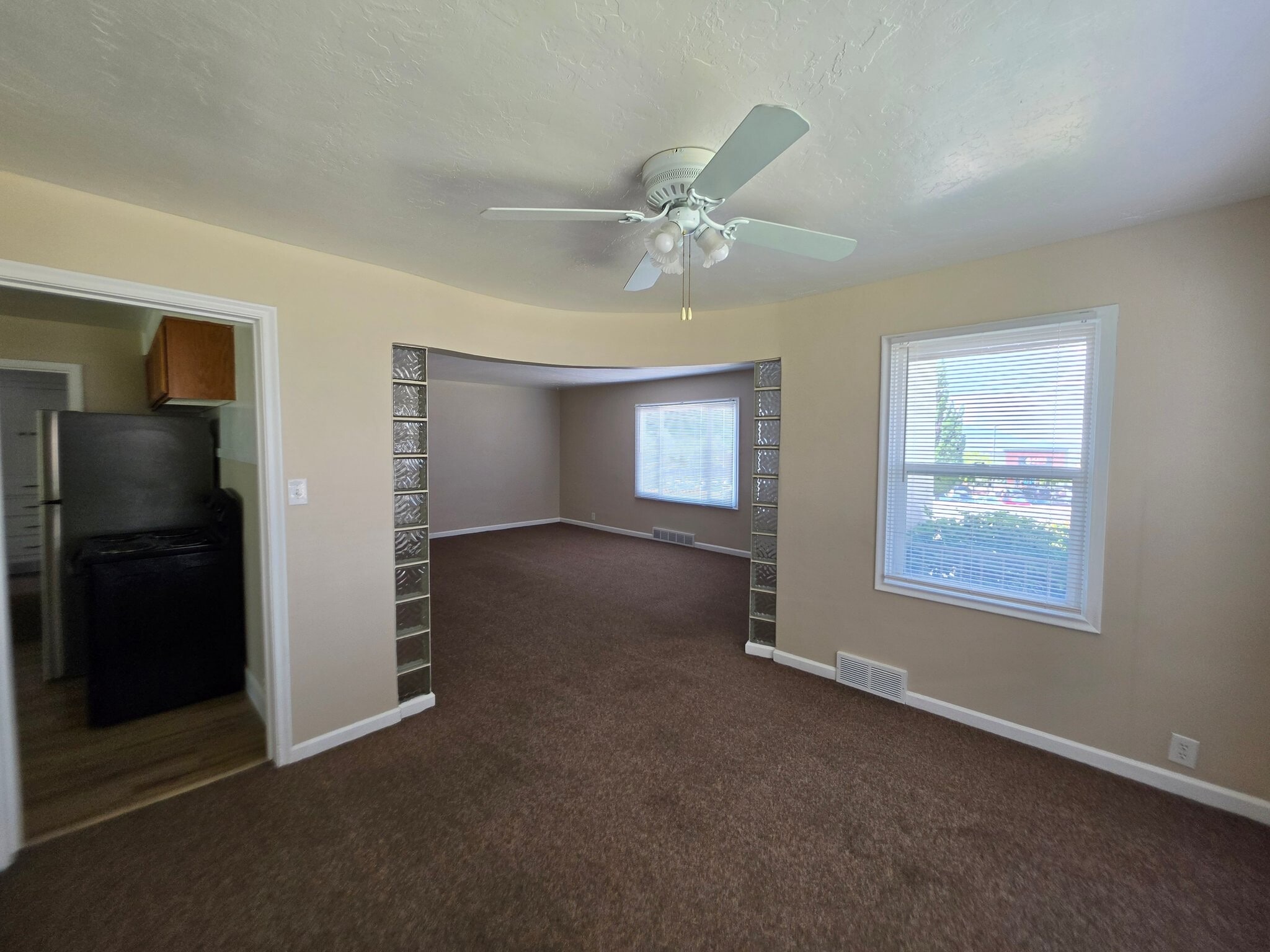 Building Photo - 1401 S 2300 E