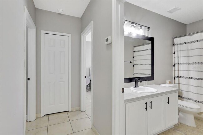 Building Photo - 1110 Gardanne Ct
