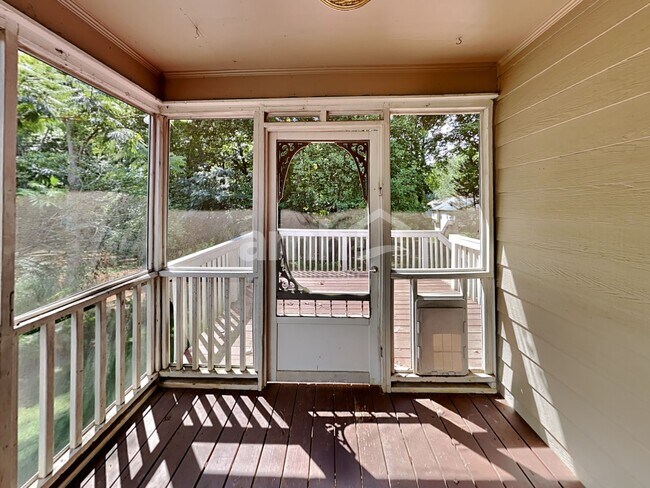 Building Photo - 3930 Pheasant Run Trce