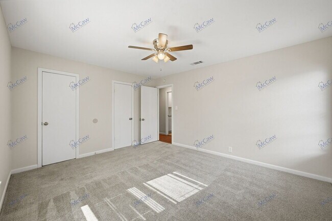 Building Photo - 4229 Comanche St
