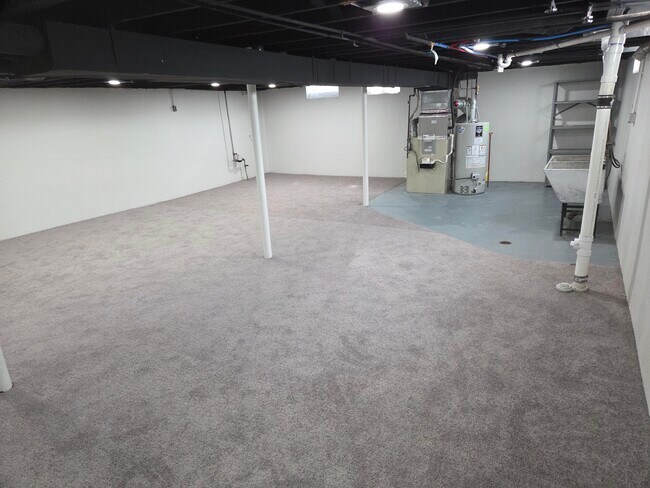 Building Photo - 29215 Badelt St