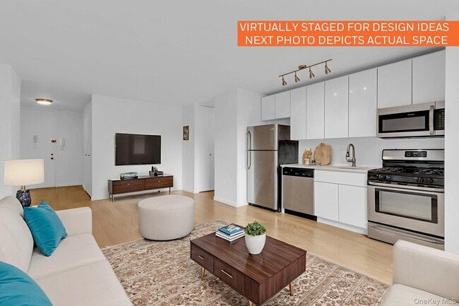 Building Photo - 345 E 93rd St