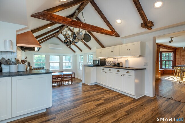 Building Photo - 162 Wigwam Rd