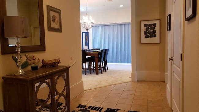 Building Photo - 201 W Capricorn Dr