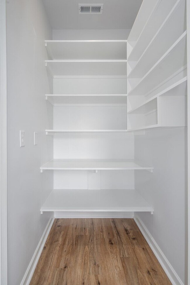 Building Photo - 422 Waterfowl Wy